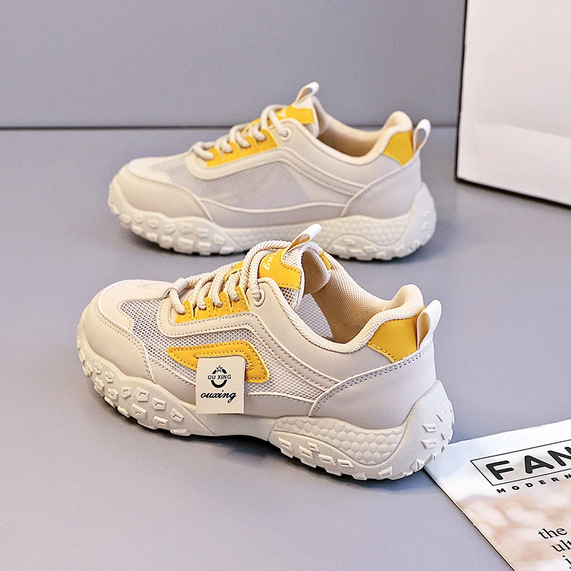 2025夏季透气新款平底防滑板鞋运动休闲鞋网面女鞋时尚百搭网鞋
