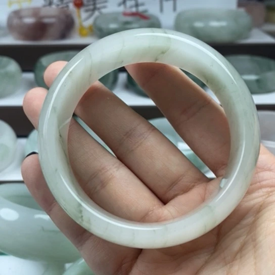石英质玉（金丝玉）未镶嵌手镯