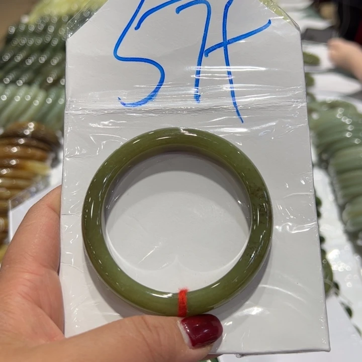 和田玉（糖玉）手镯未镶嵌