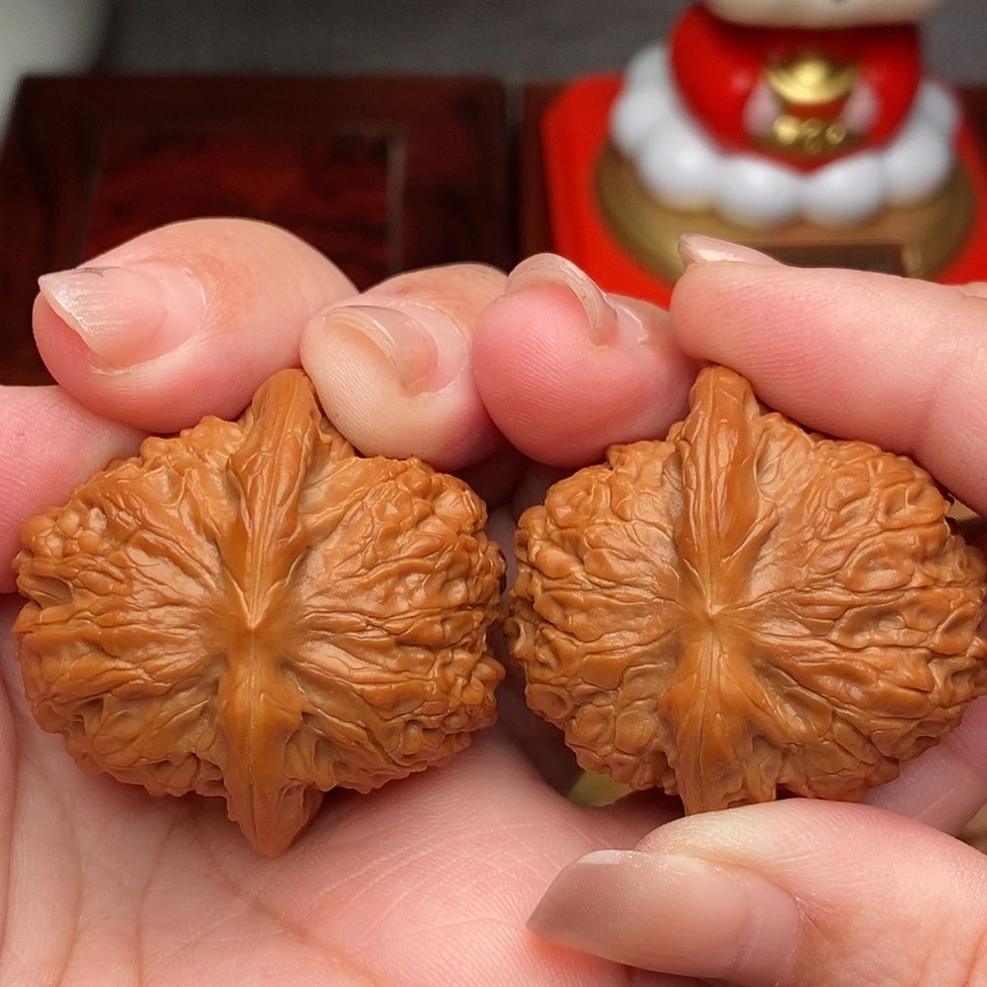 魏***摩文玩核桃把件38.8精品血麒麟