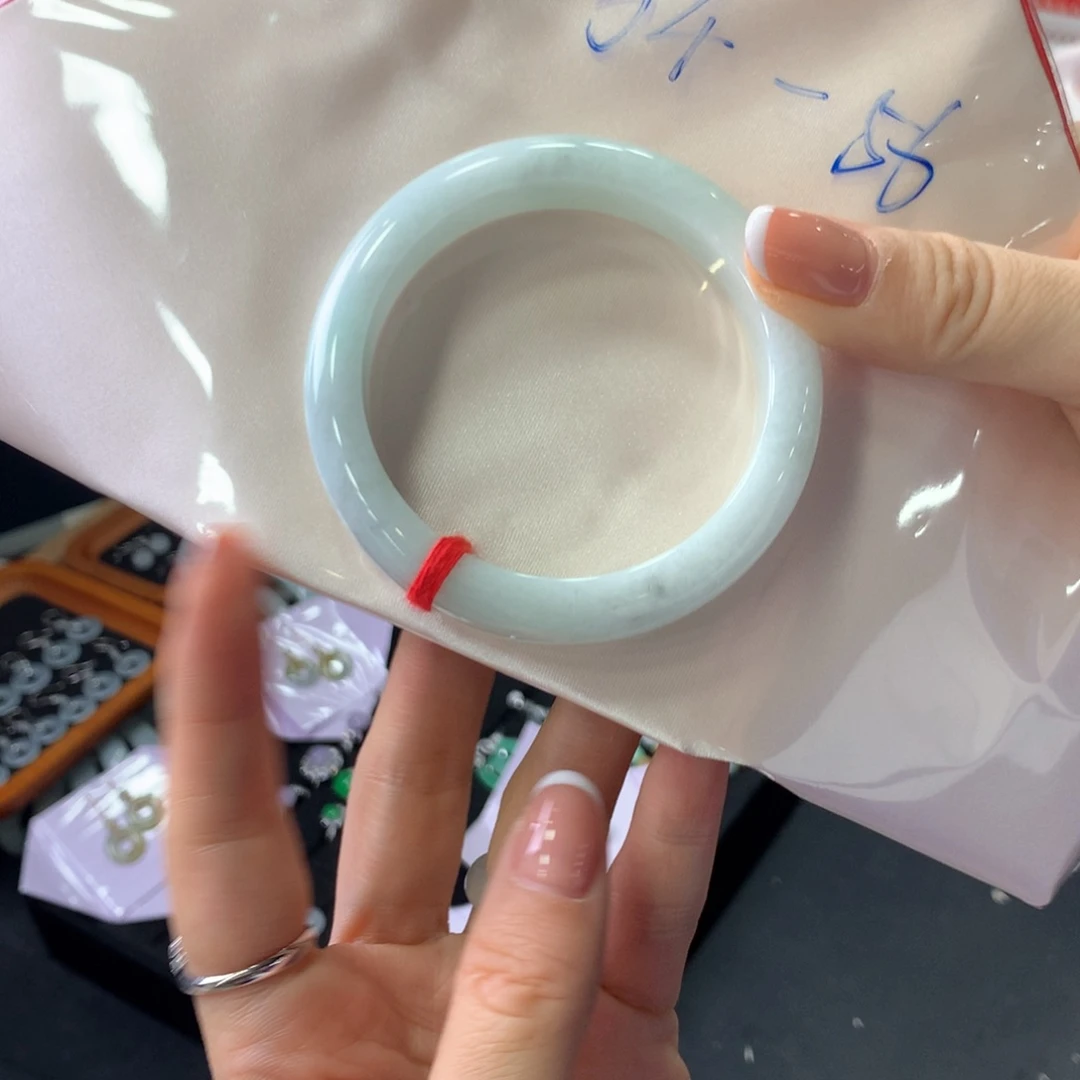 未镶嵌手镯翡翠翡翠