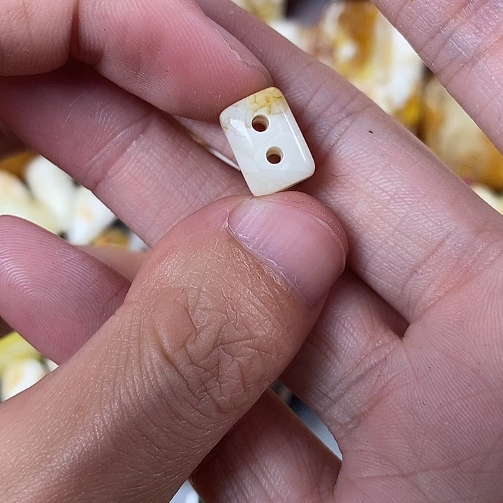 琥珀未镶嵌珠宝奇石我