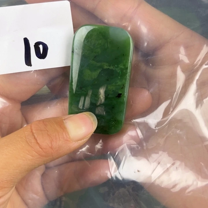 和田玉未镶嵌珠宝半成品