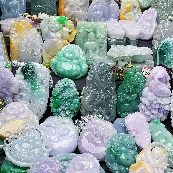 吊坠(不含链)未镶嵌翡翠