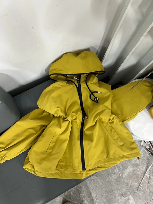 25121时尚连帽春季新品百搭外套洋气