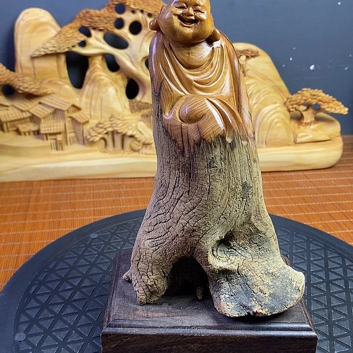 柏木（崖柏）弥勒摆件
