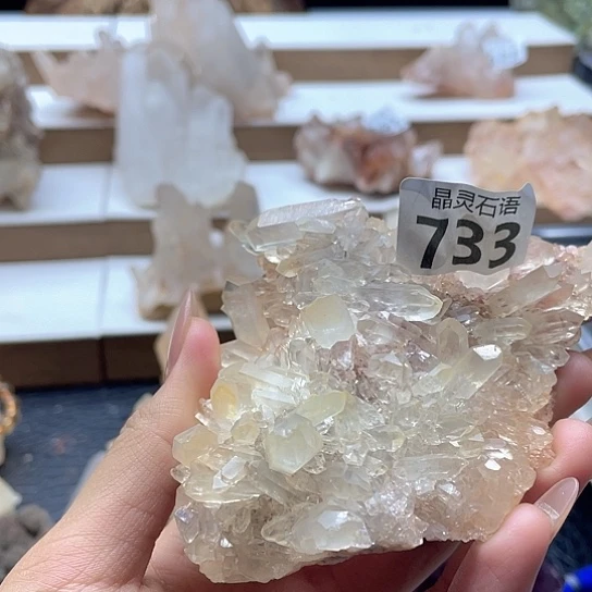 未镶嵌水晶大型摆件（非配饰）