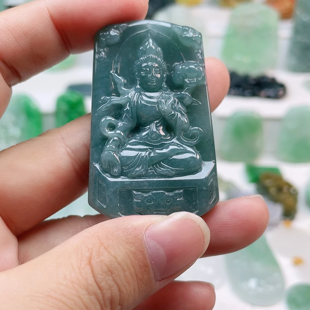 翡翠颈饰未镶嵌大势至