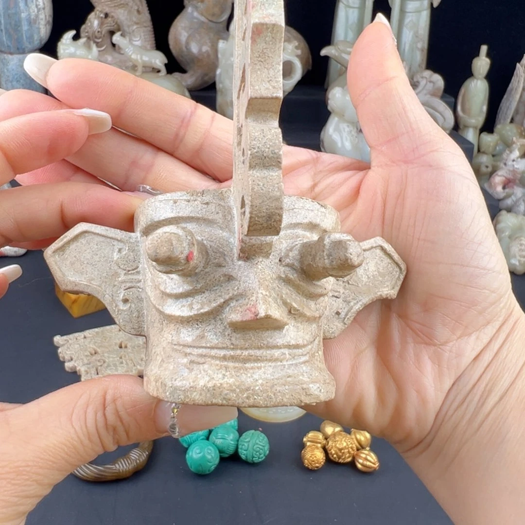 和田玉挂件未镶嵌好**荐