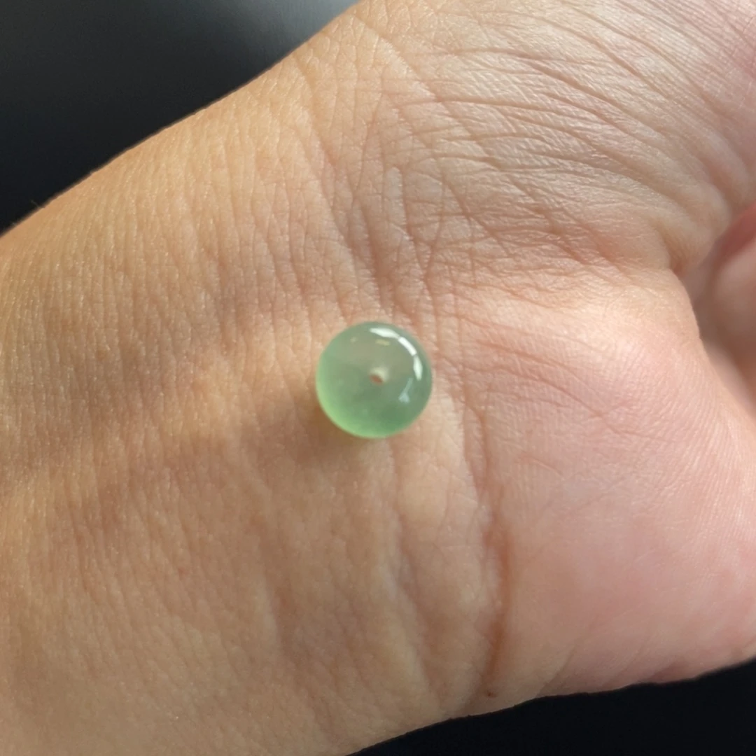 翡翠裸石晴绿小平安扣
