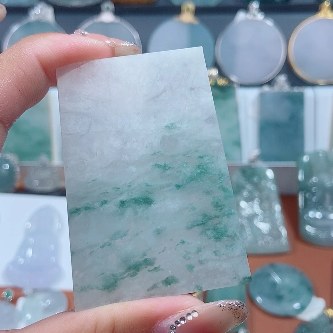 频***道翡翠未镶嵌吊坠(不含链)