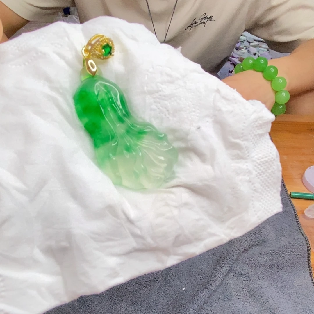 68 缅甸保真珠宝玉石