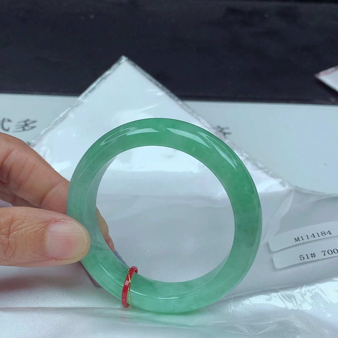 翡翠手镯未镶嵌51圈4184