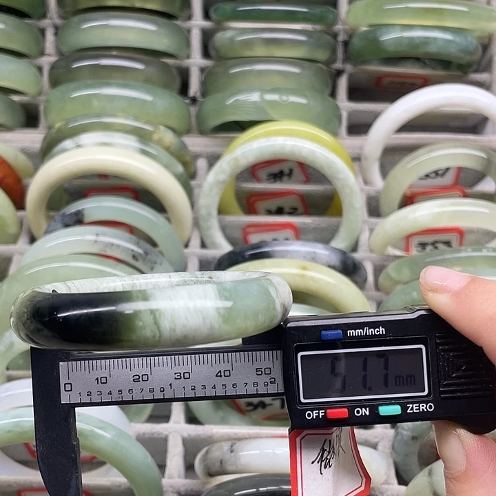 未镶嵌蛇纹石玉手镯341