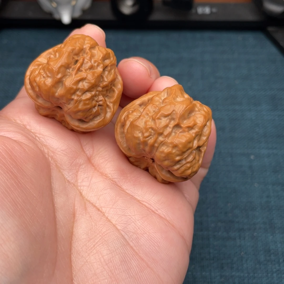 被***眼文玩核桃把件全品蛙蛙35