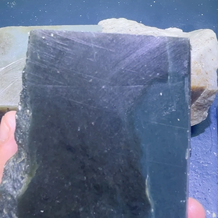 和田玉未镶嵌珠宝半成品