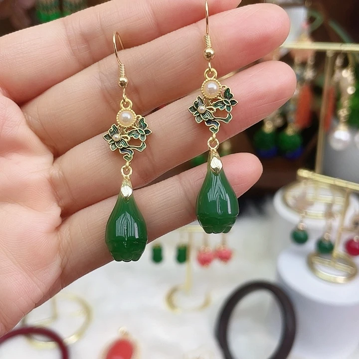 石英质玉耳钉合金