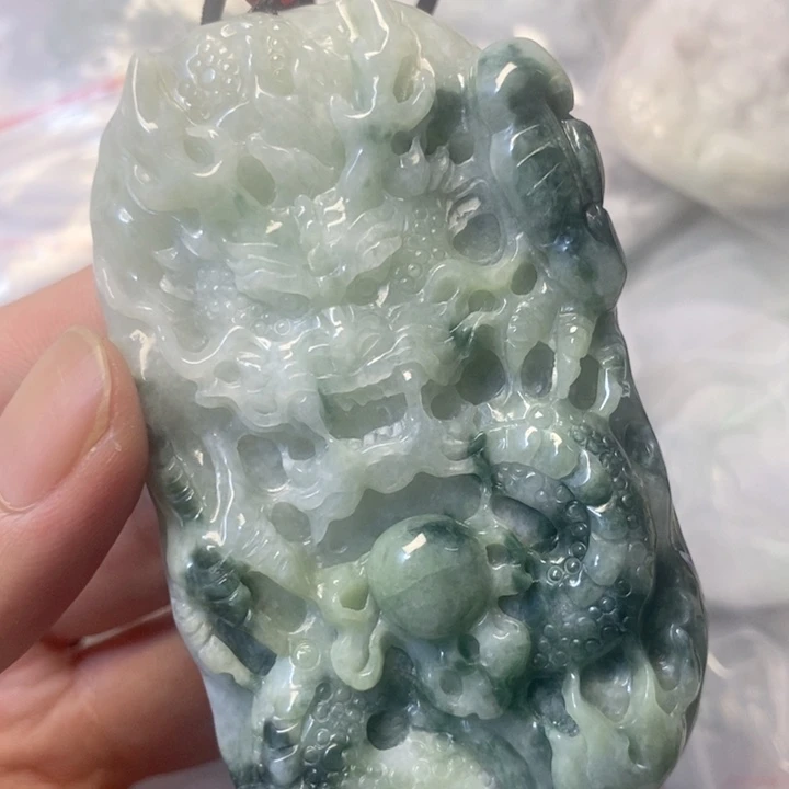 翡翠未镶嵌颈饰天然翡翠A货
