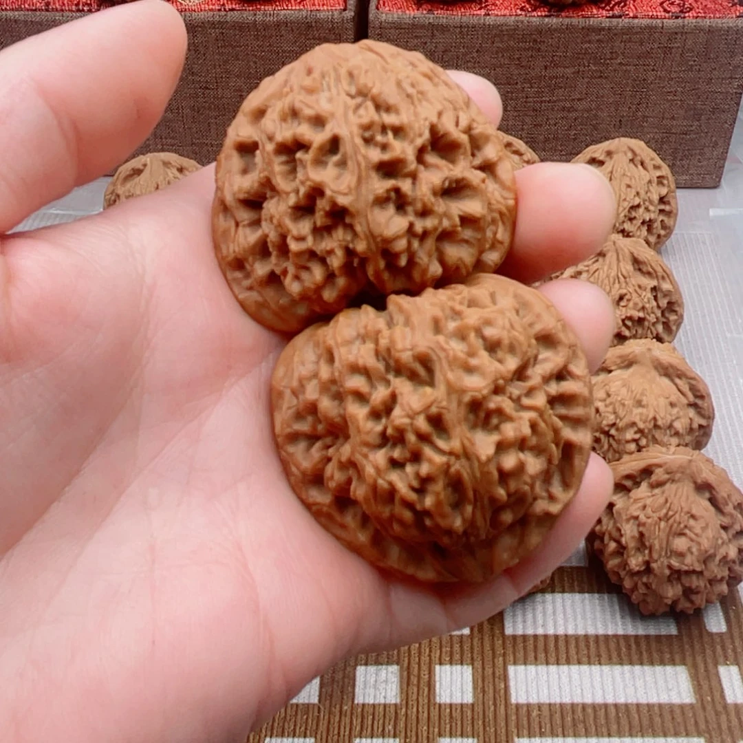 羅***生文玩核桃吊坠全品