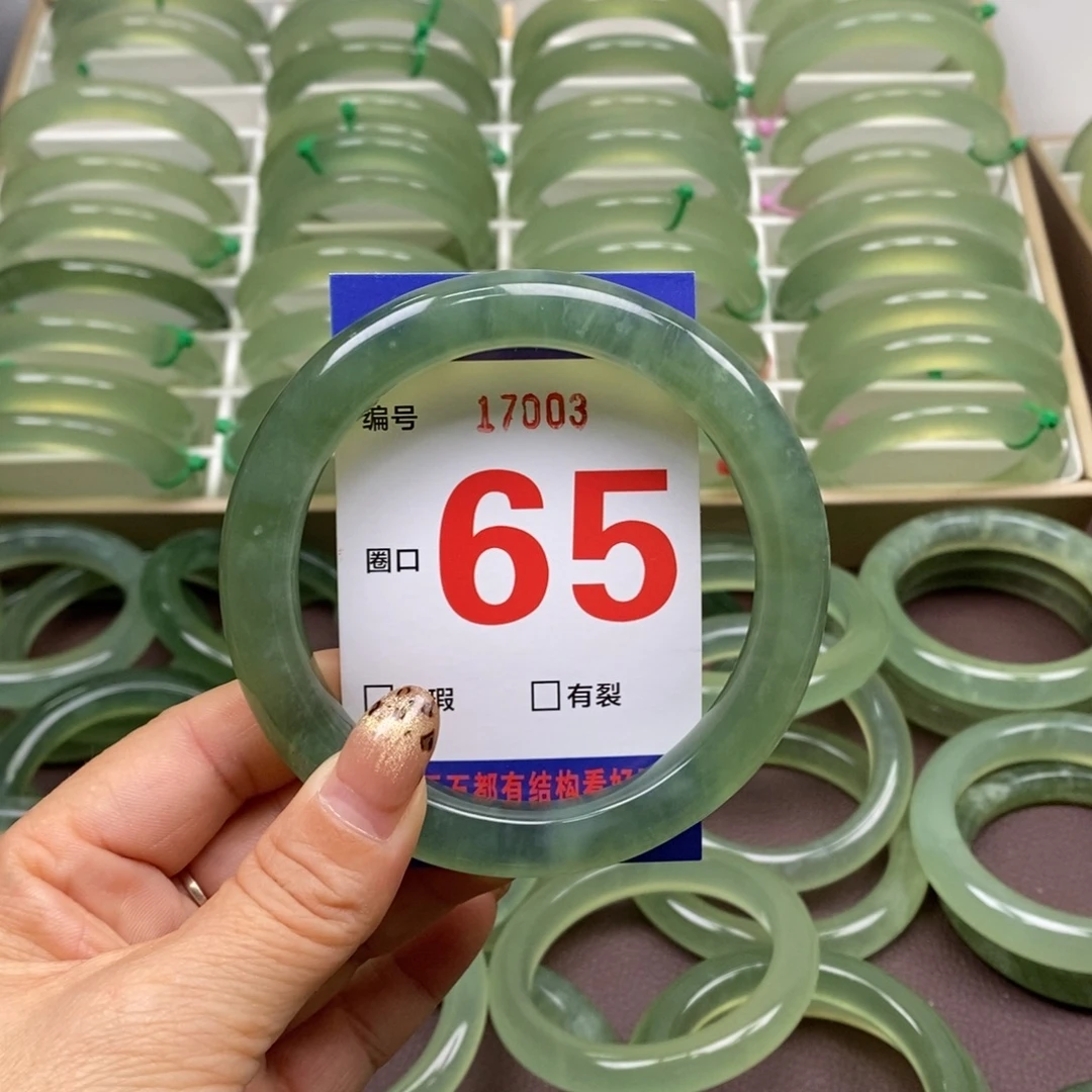 焦****蛇纹石玉未镶嵌手镯