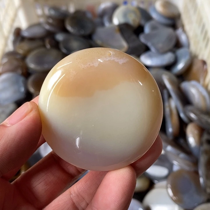 未镶嵌玛瑙/玉髓珠宝奇石