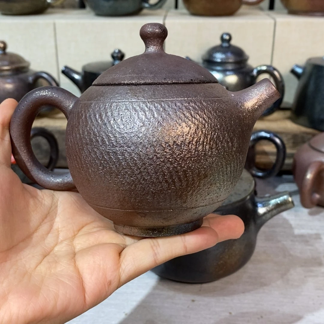 云南建水紫陶柴烧特价壶