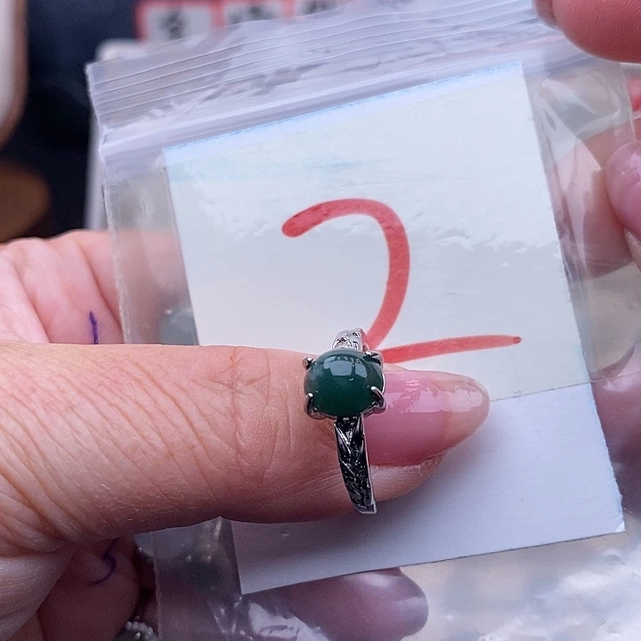 未镶嵌戒指翡翠缅甸