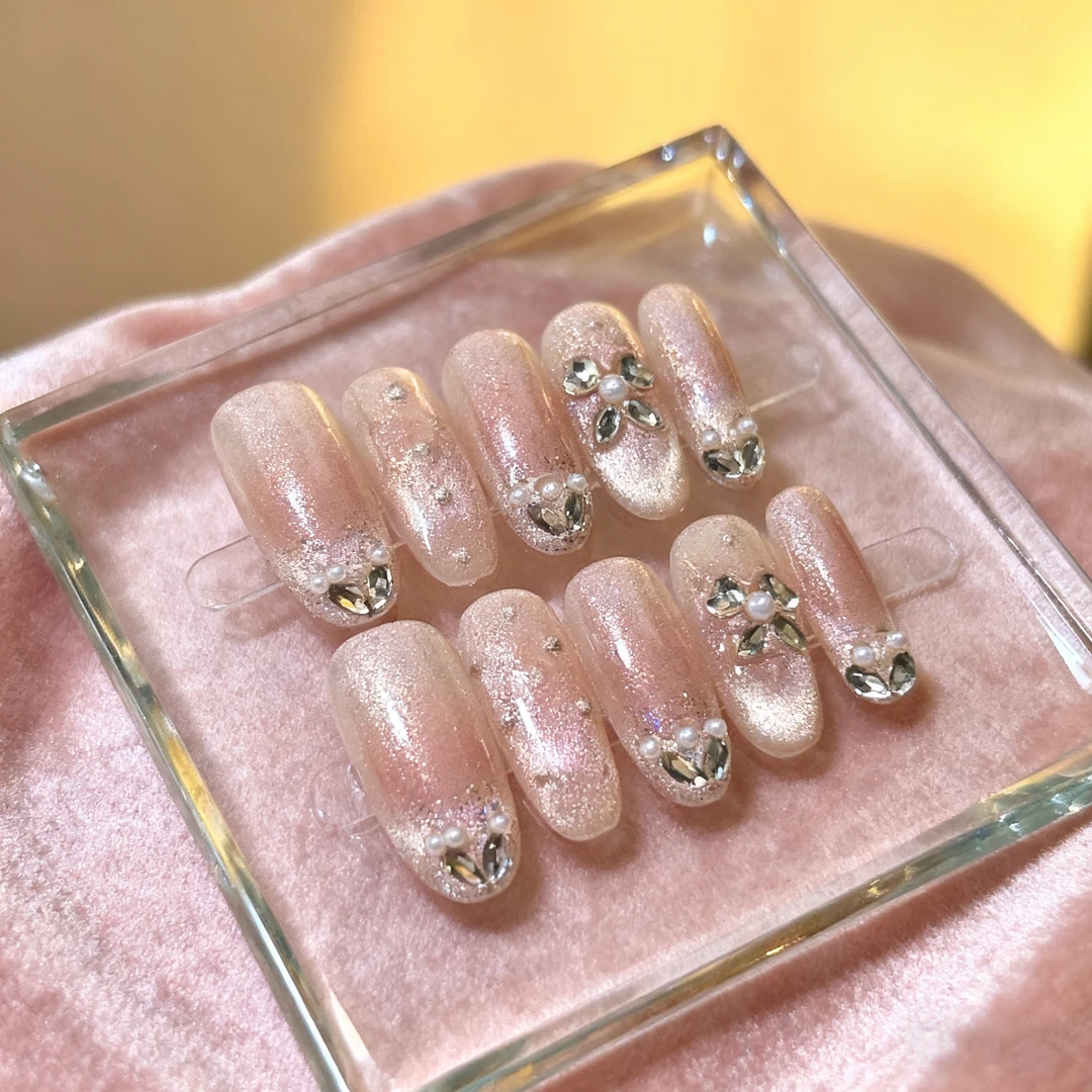 028【雾里探花】银子家手工穿戴甲秋季新品裸色猫眼小精致美甲贴片