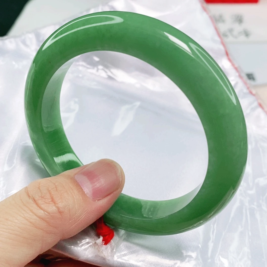 未镶嵌手镯翡翠阳*56.8圈口毕业