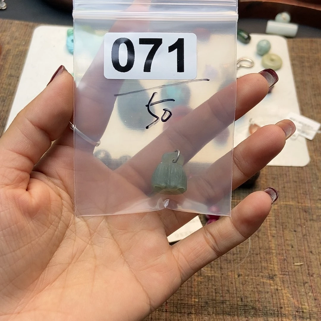 【闪购商品】翡翠挂件未镶嵌我****窝配件