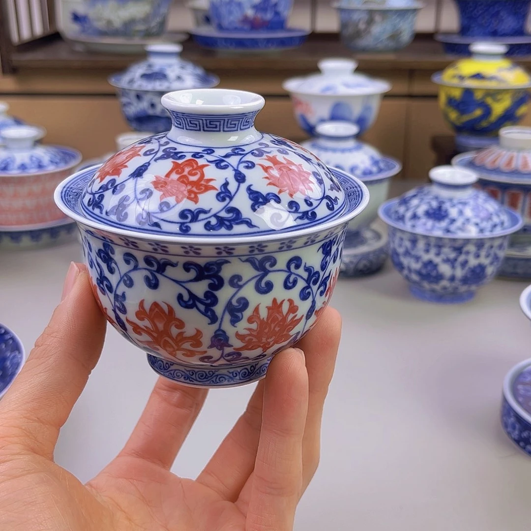 沐*釉里红缠枝莲元宝盖碗