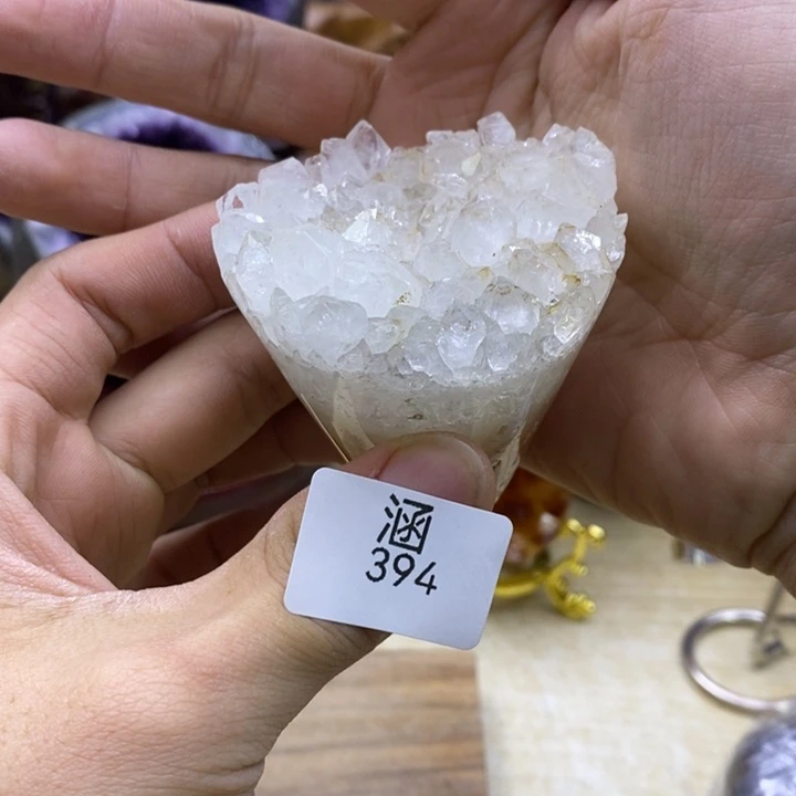 水晶大型摆件（非配饰）未镶嵌