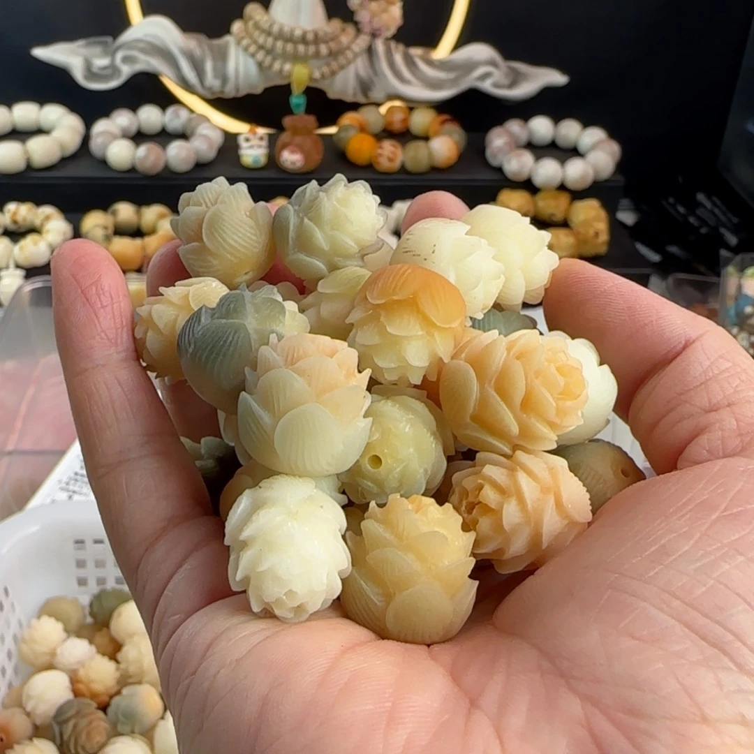 菩提根/象牙果吊坠瑕疵卡17/18多色莲花20颗不挑瑕疵