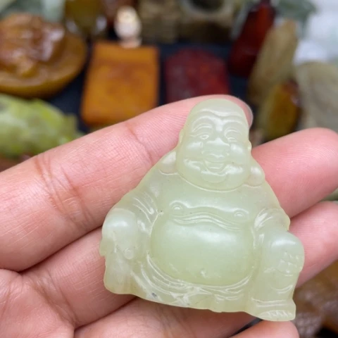 蛇纹石玉未镶嵌颈饰52