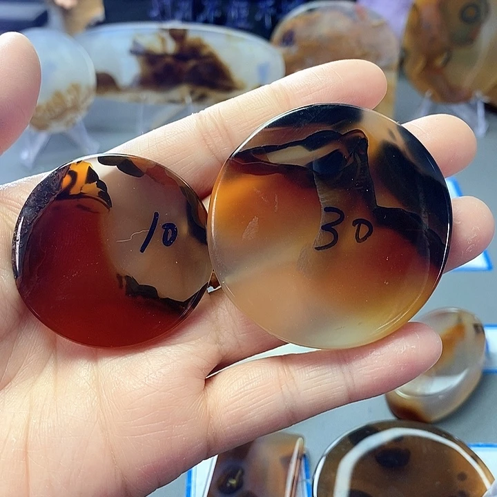 麦***嘟玛瑙/玉髓未镶嵌珠宝半成品