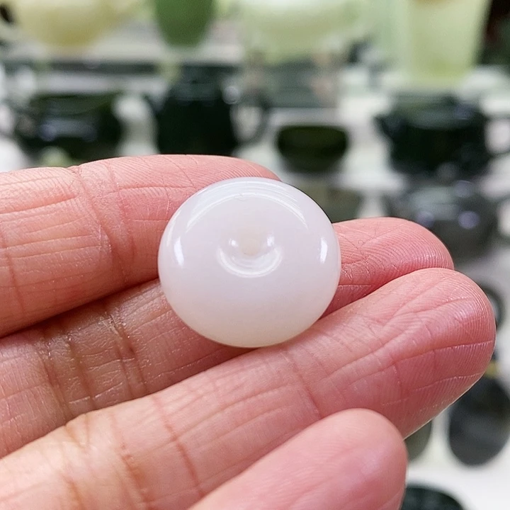 未镶嵌和田玉挂件