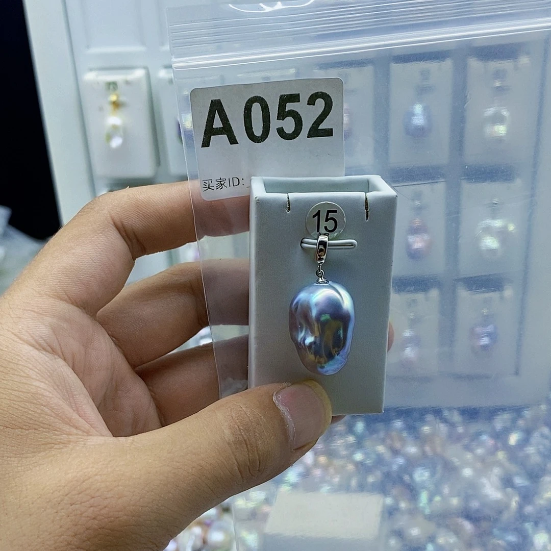 淡水珍珠合金颈饰