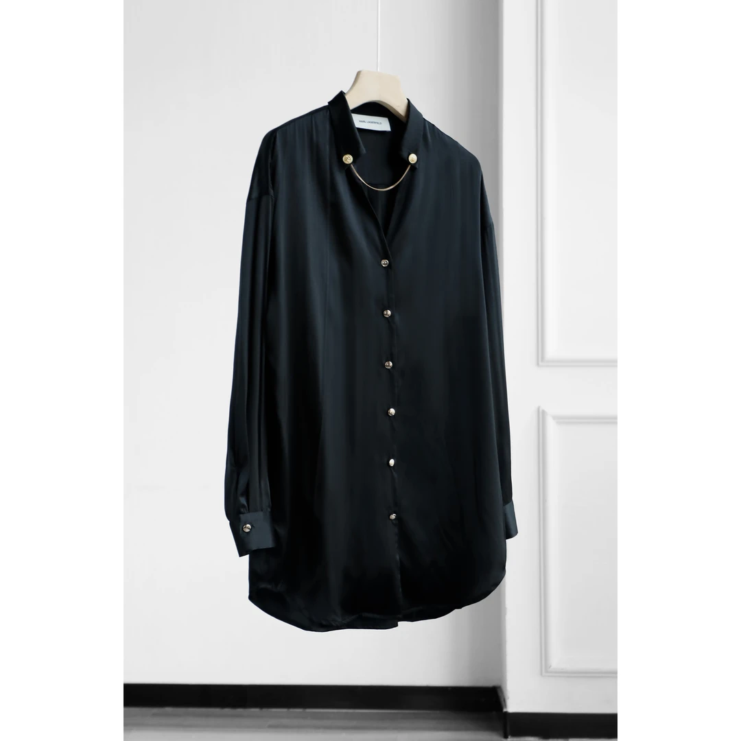 慵懒风垂感舒适金扣长袖衬衫DLLFY1302