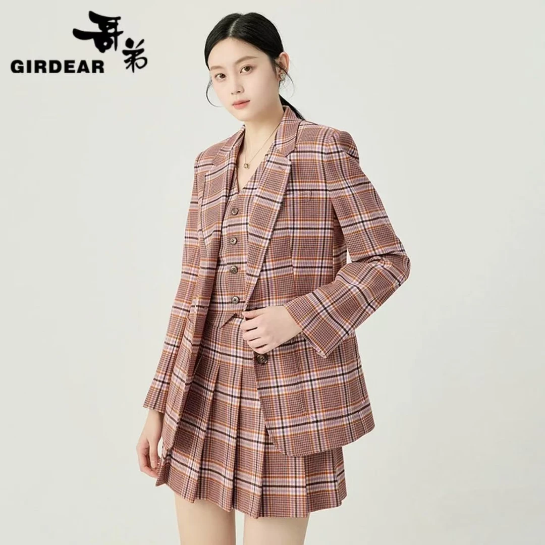 哥弟新款女装气质直身版两粒扣翻领时尚千鸟格西装外套女1400485