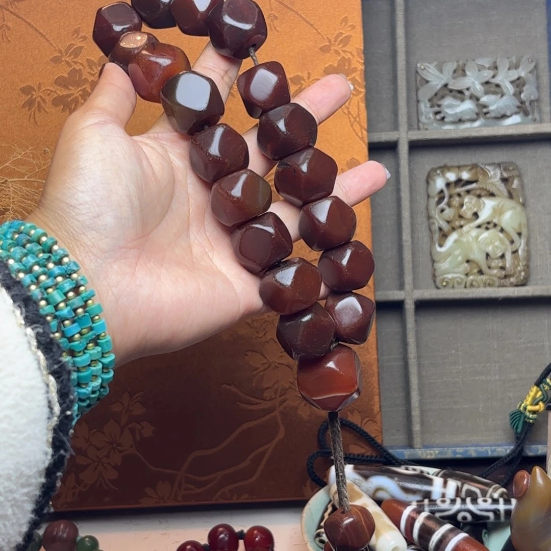 玛瑙/玉髓未镶嵌颈饰