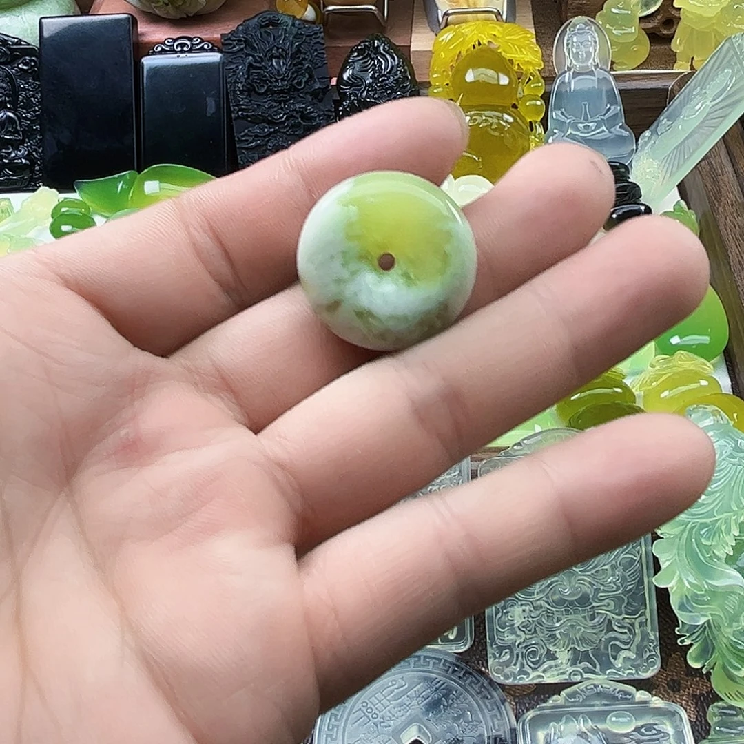 岫玉未镶嵌吊坠(不含链)