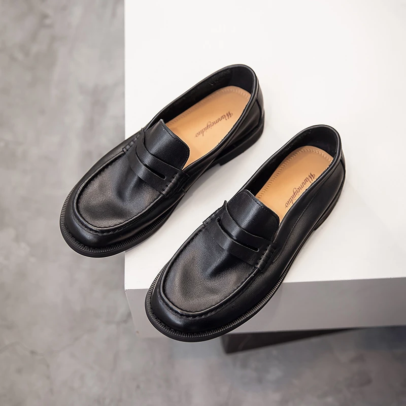 真皮英伦风黑色皮鞋男士通勤百搭休闲皮鞋秋冬一脚蹬透气软底鞋子