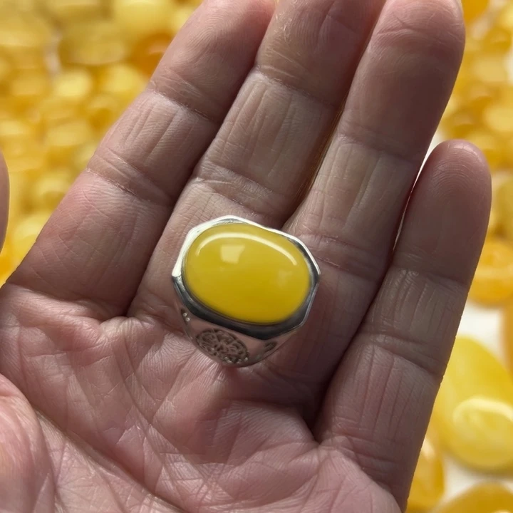 琥珀（矿物珀）未镶嵌裸石