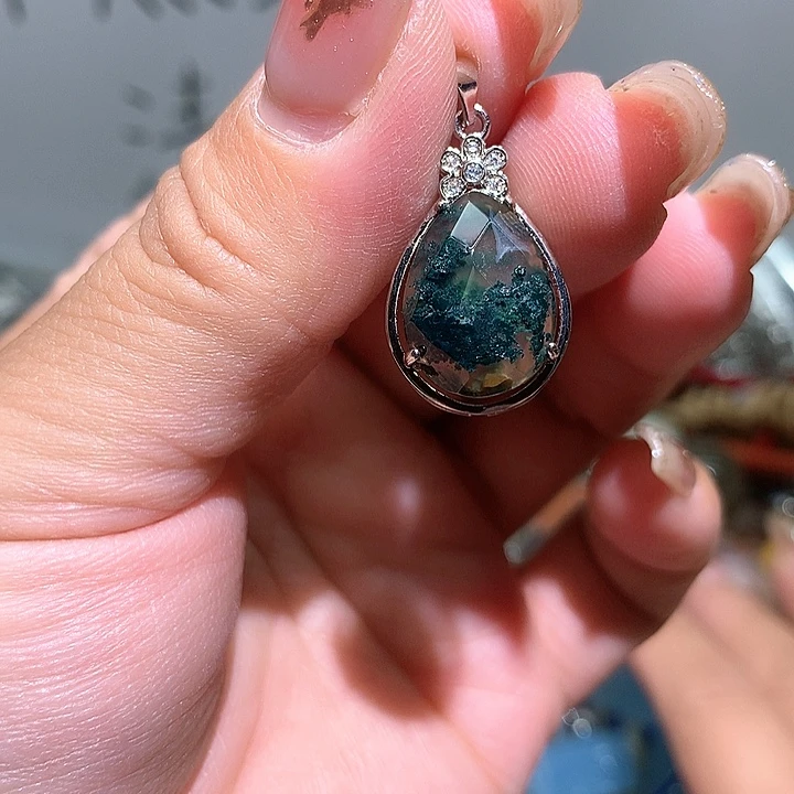 水晶吊坠未镶嵌水晶