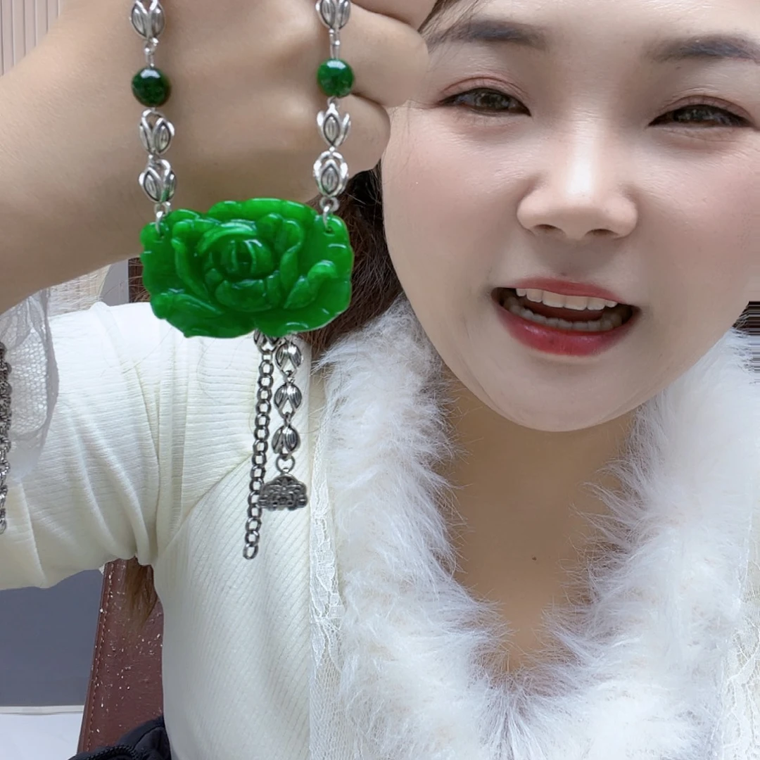 翡翠未镶嵌颈饰项链