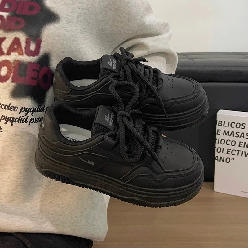 回力小黑鞋小众高级感厚底板鞋女款2025新款夏季黑色休闲鞋子女鞋