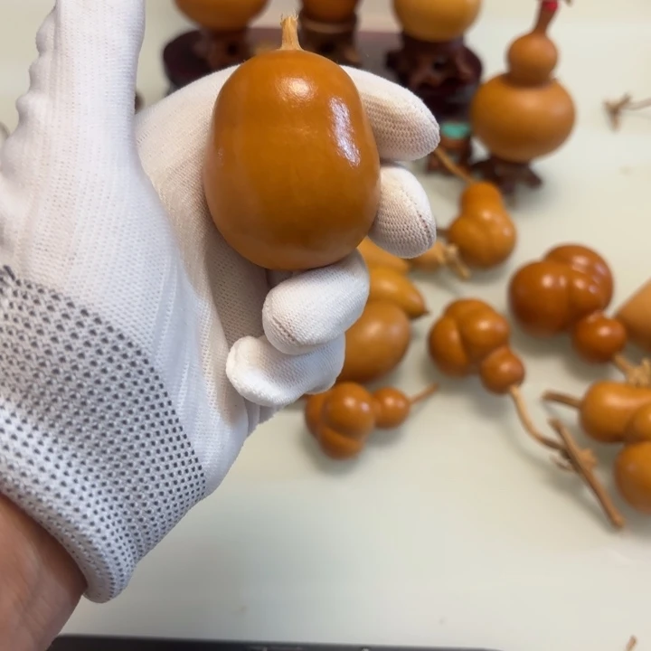 ****童天然手捻老皮葫芦