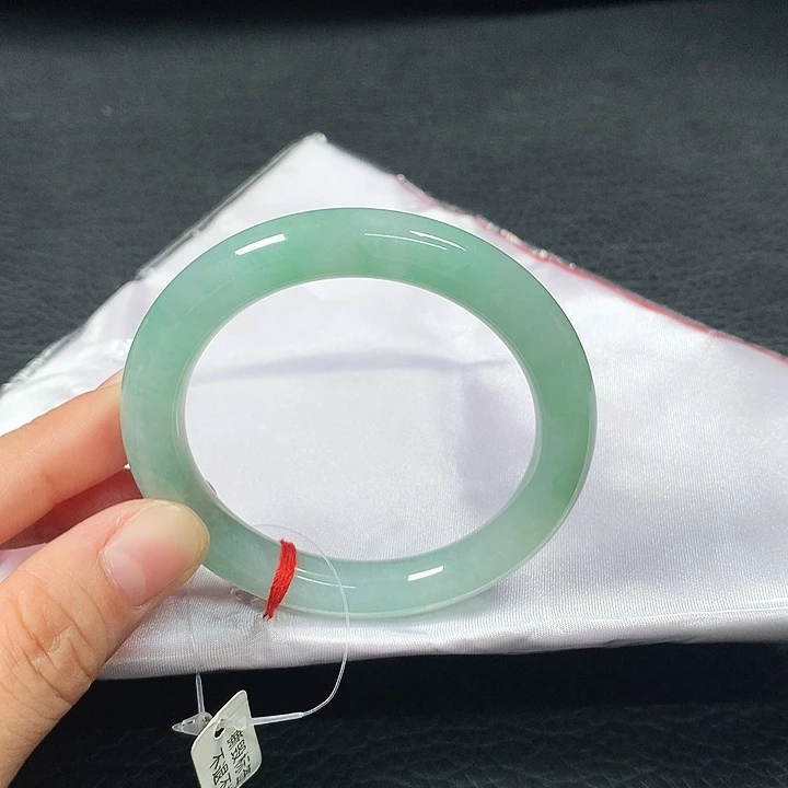 未镶嵌手镯（圆镯）翡翠51➕