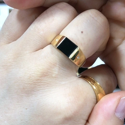 翡翠戒指18K金镶嵌缅甸天然A货翡翠
