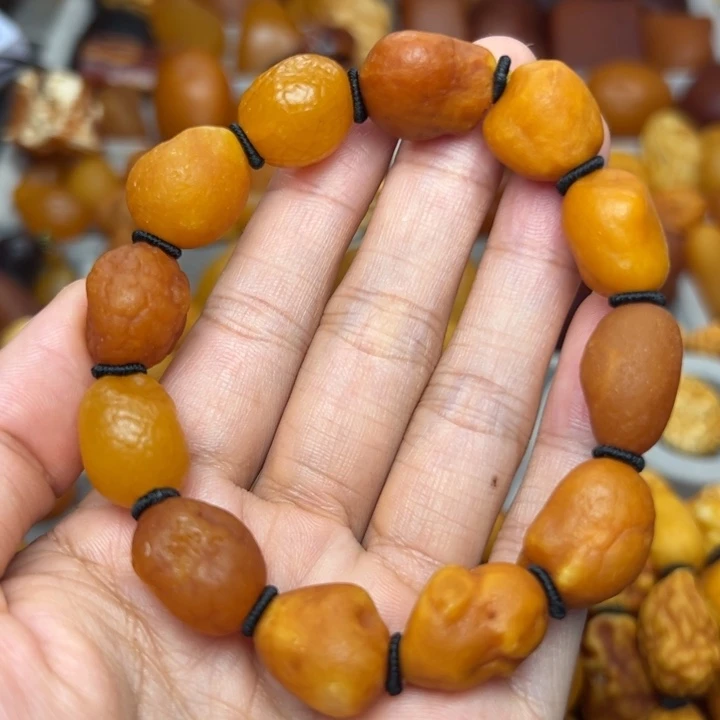 琥珀未镶嵌裸石天然蜜蜡
